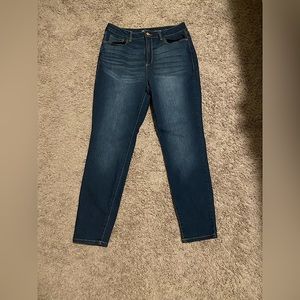 No Boundaries Skinny Jeans Size 13